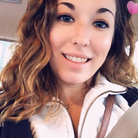 Meet your Posher, Leanne - Picture 1 of 1